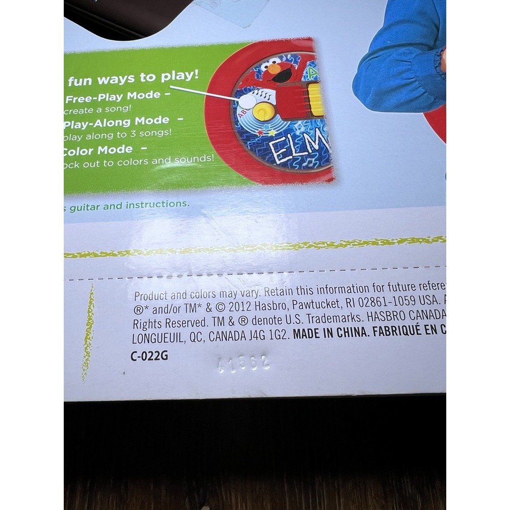 Sesame Street Elmo ABC Song & Colors Let's Rock Guitar Musical Toy Hasbro 2012 - Picture 3 of 5